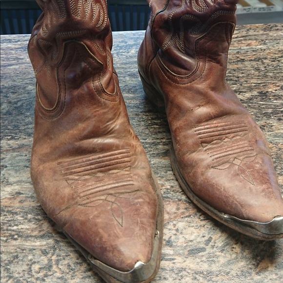 Meet your Posher, John - Picture 6 of 7